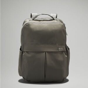 lululemon Everyday Backpack 2.0 23L grey sage
